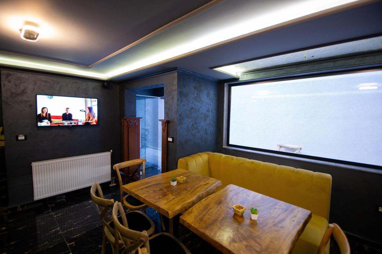 Boutique Hotel Kooperativa โปกราเดซ ภายนอก รูปภาพ